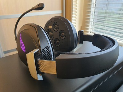 Топовая игровая гарнитура на рынке за 24 тысячи рублей: Обзор ASUS ROG Theta 7.1 Топовая игровая гарнитура на рынке за 24 тысячи рублей: Обзор ASUS ROG Theta 7.1