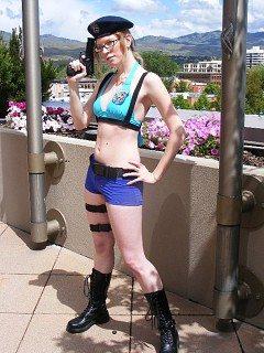 Косплей на Resident Evil: множество лиц Джилл Валентайн Косплей на Resident Evil: множество лиц Джилл Валентайн