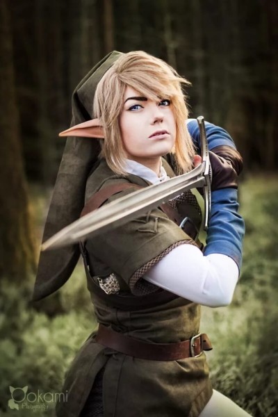 Очень симпатичный косплей по игре Legend of Zelda Очень симпатичный косплей по игре Legend of Zelda