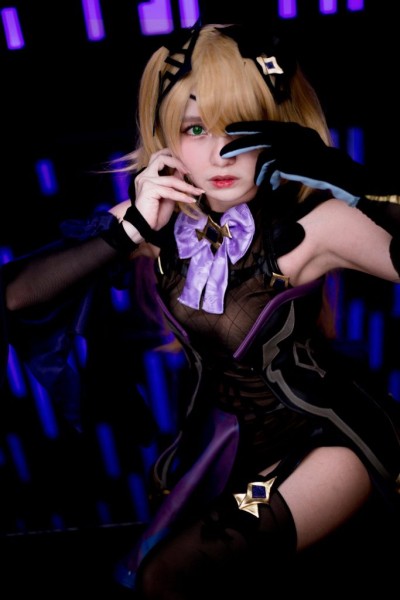 Лучший косплей на персонажей Genshin Impact Лучший косплей на персонажей Genshin Impact