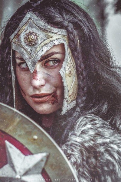 Крутой образ Чудо-женщины