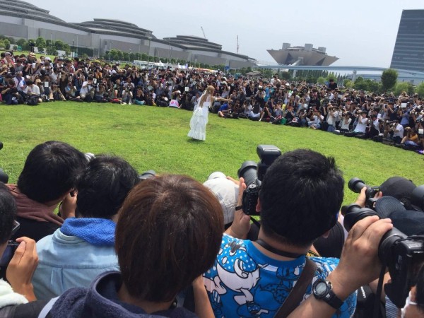 Самый знаменитый косплеер в Японии собрал огромную толпу Самый знаменитый косплеер в Японии собрал огромную толпу