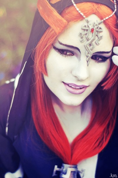 Косплей Сумеречной прицессы Мидны из «Легенда о Зельде» Косплей Сумеречной прицессы Мидны из «Легенда о Зельде»