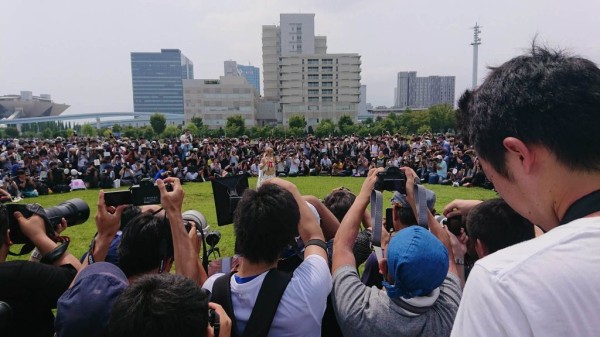 Самый знаменитый косплеер в Японии собрал огромную толпу Самый знаменитый косплеер в Японии собрал огромную толпу