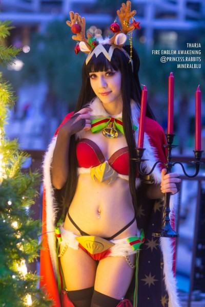 Последний косплей Matsuri 2019 года стал настоящим рождественским подарком Последний косплей Matsuri 2019 года стал настоящим рождественским подарком