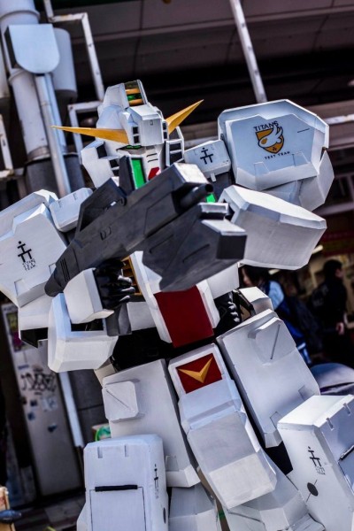 Косплееры снова наводнили Осаку Косплееры снова наводнили Осаку