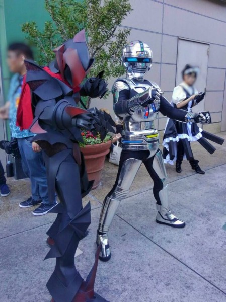 Косплееры снова наводнили Осаку Косплееры снова наводнили Осаку