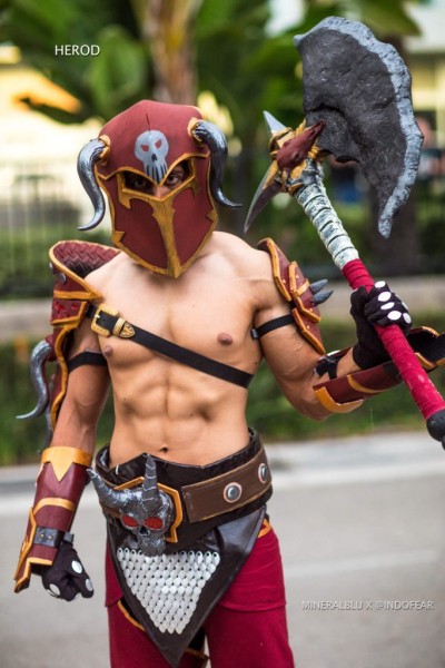 Косплееры переписывают канон World Of Warcraft Косплееры переписывают канон World Of Warcraft