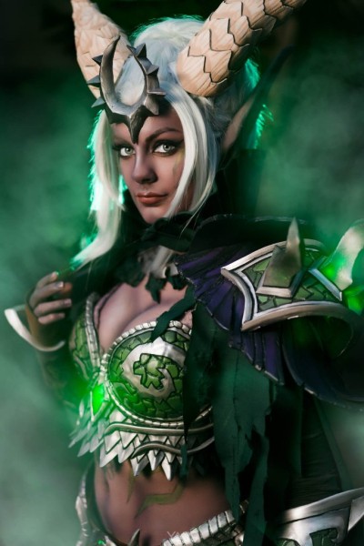 Косплееры переписывают канон World Of Warcraft Косплееры переписывают канон World Of Warcraft