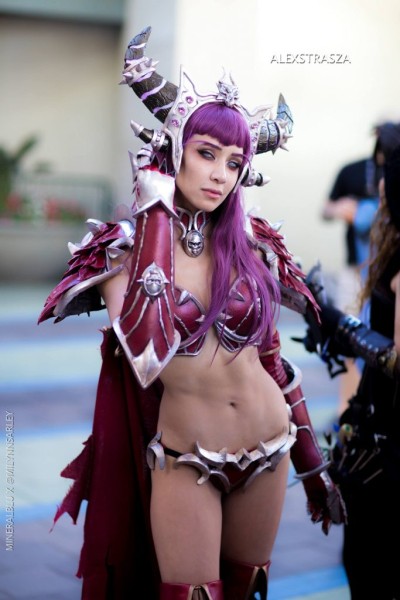 Косплееры переписывают канон World Of Warcraft Косплееры переписывают канон World Of Warcraft