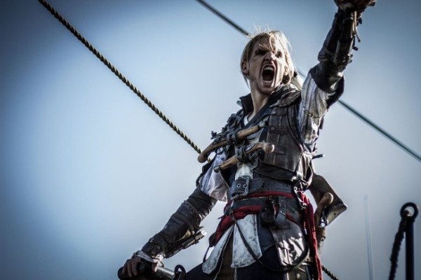 Поднимаем чёрный флаг: косплей Эдварда Кенуэя Поднимаем чёрный флаг: косплей Эдварда Кенуэя