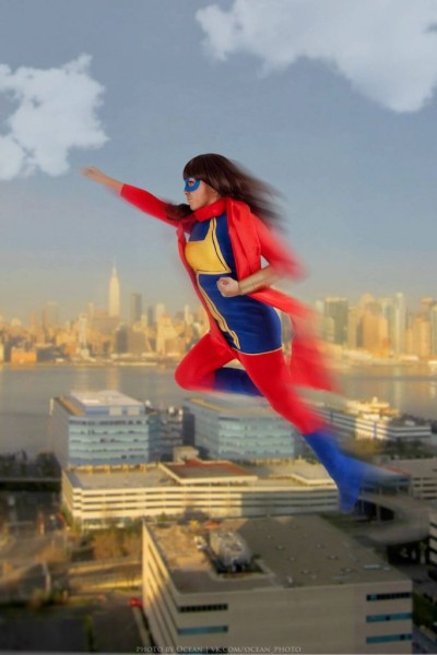 Лучший косплей Мисс Марвел из Мстителей Лучший косплей Мисс Марвел из Мстителей