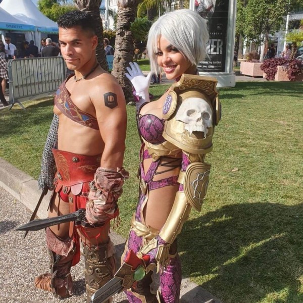 Косплеер Soul Calibur выглядит так же шикарно и беспощадно как и культовая Ivy Valentine Косплеер Soul Calibur выглядит так же шикарно и беспощадно как и культовая Ivy Valentine