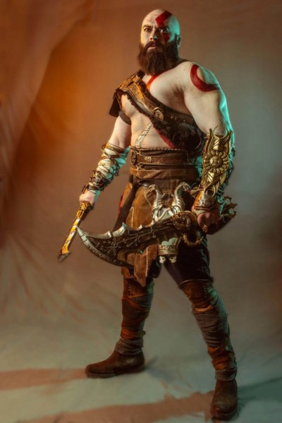 Только посмотрите на этот невероятный косплей God Of War Только посмотрите на этот невероятный косплей God Of War