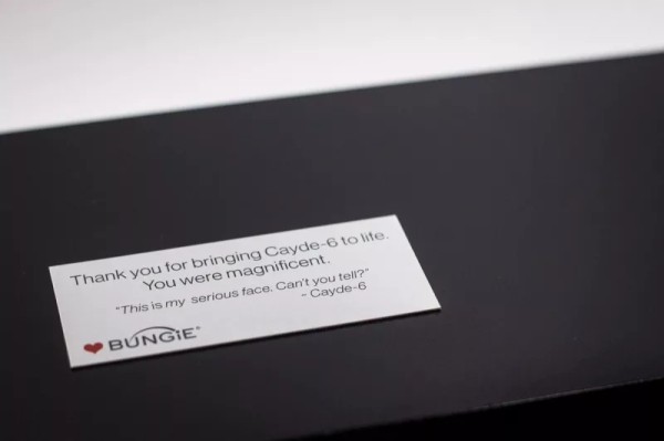 У Натана Филлиона теперь есть свой собственный ствол из Destiny У Натана Филлиона теперь есть свой собственный ствол из Destiny