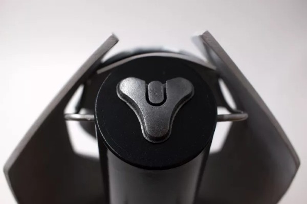 У Натана Филлиона теперь есть свой собственный ствол из Destiny У Натана Филлиона теперь есть свой собственный ствол из Destiny