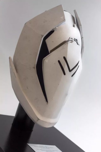 У Натана Филлиона теперь есть свой собственный ствол из Destiny У Натана Филлиона теперь есть свой собственный ствол из Destiny