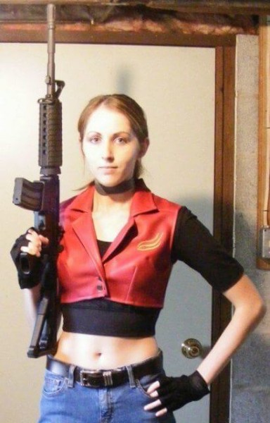 Косплей на Resident Evil: множество лиц Клэр Редфилд Косплей на Resident Evil: множество лиц Клэр Редфилд