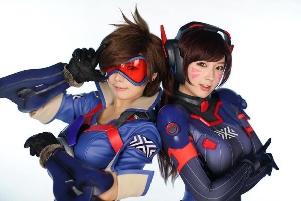 Косплей Overwatch в стиле киберспорт Косплей Overwatch в стиле киберспорт