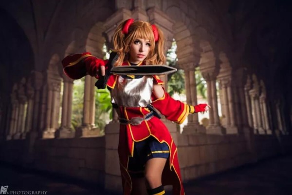 Косплейщица Spotlight: Меган Коффи Косплейщица Spotlight: Меган Коффи