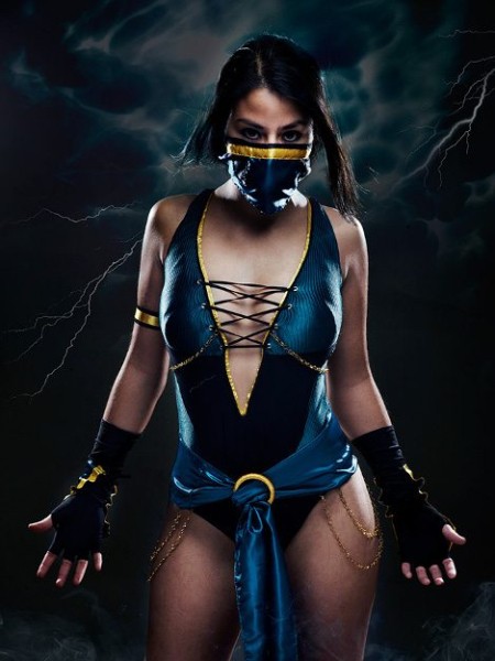 Нокаут-косплей Джейд из Mortal Kombat Нокаут-косплей Джейд из Mortal Kombat