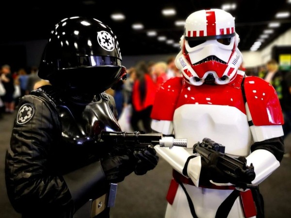 Аделаида имеет у себя довольно удивительных косплееров Аделаида имеет у себя довольно удивительных косплееров