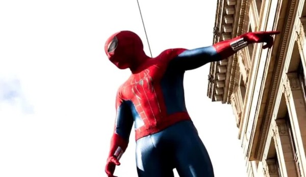 Том Холланд получил сотрясение мозга на съемках нового «Человека-паука» Том Холланд получил сотрясение мозга на съемках нового «Человека-паука»