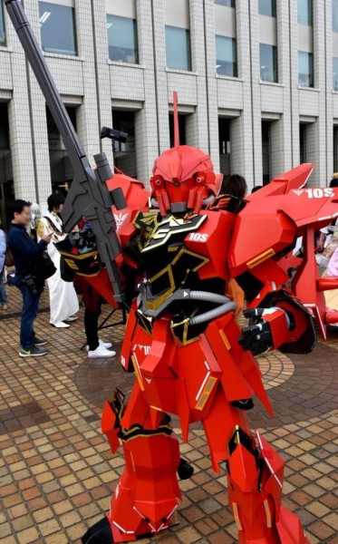 Наконец-то, действительно крутой косплей по Gundam Наконец-то, действительно крутой косплей по Gundam