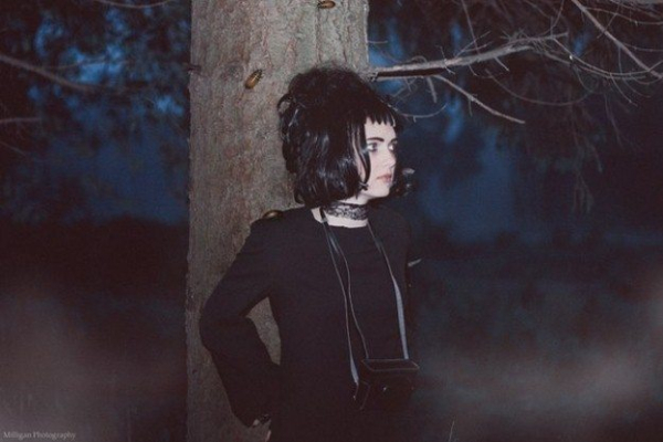 Ретро-косплей: Лидия Диц из «Битлджус» Ретро-косплей: Лидия Диц из «Битлджус»